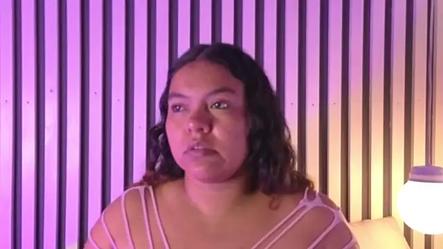 Amaranoir- online show from April 23, 4:03 am