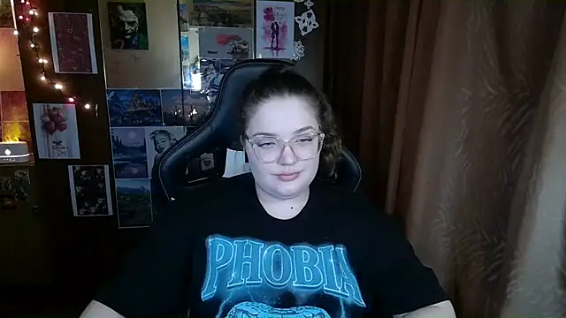 Teasing Dora online show from February 14, 12:07 am