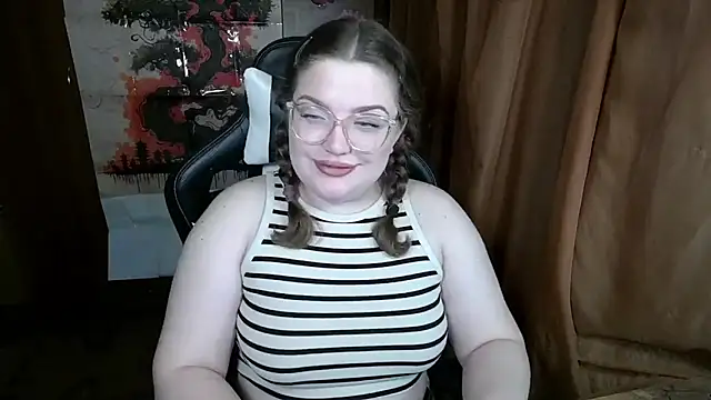 Teasing Dora online show from April 21, 10:12 pm