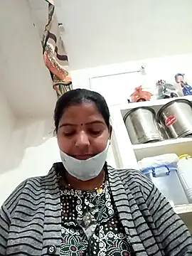 Snapshot of punamji_sexe chatting on February 7, 3:10 am punamji sexe online show from February 7, 3:10 am