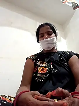 Snapshot of punamji_sexe chatting on February 16, 2:35 pm punamji sexe online show from February 16, 2:35 pm