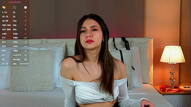 Treasure  Girl online show from February 17, 8:11 am