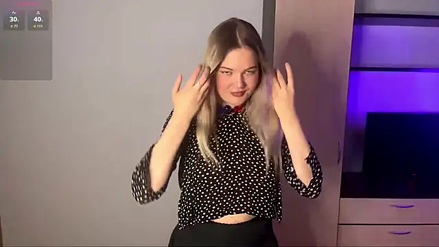 Velmiora online show from April 22, 5:25 pm