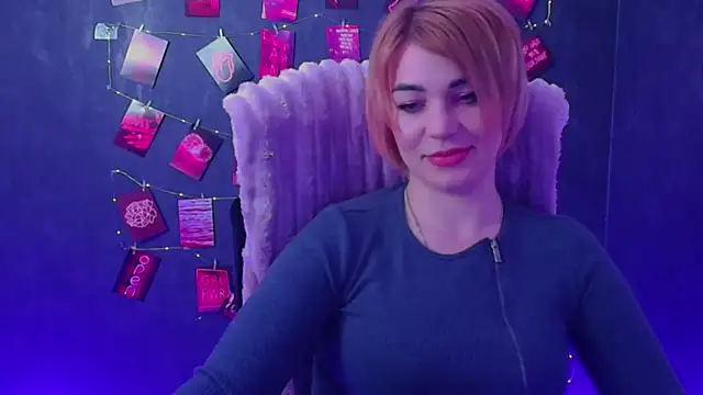 CuttieEmma online show from April 19, 11:53 am