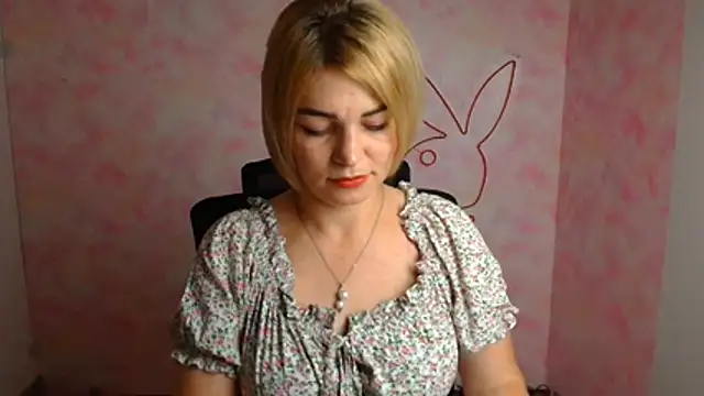 CuttieEmma online show from July 25, 11:41 am