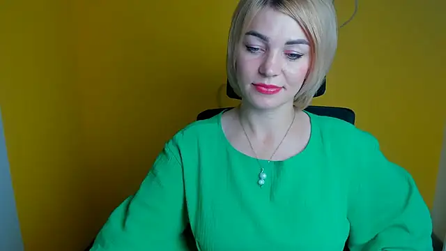 CuttieEmma online show from July 29, 11:52 am