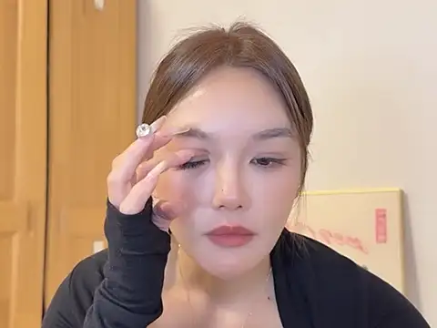 leilei660 online show from February 6, 11:02 am