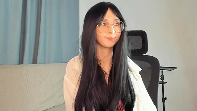 CosmicGleam online show from April 19, 9:17 pm