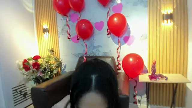 Lara pons online show from February 10, 1:37 pm