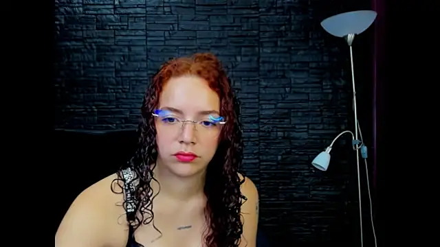 Snapshot of Miss_Dior2 chatting on February 23, 12:57 pm Miss Dior2 online show from February 23, 12:57 pm