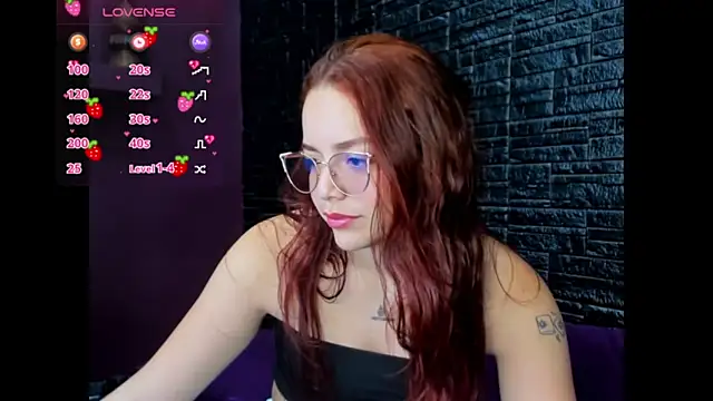 Snapshot of Miss_Dior2 chatting on March 31, 1:11 pm Miss Dior2 online show from March 31, 1:11 pm