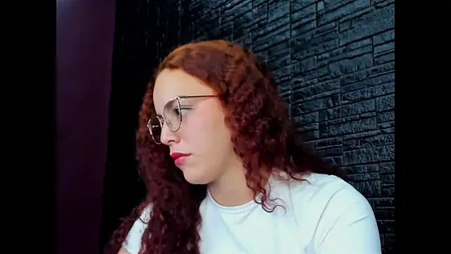 Snapshot of Miss_Dior2 chatting on April 1, 4:15 pm Miss Dior2 online show from April 1, 4:15 pm