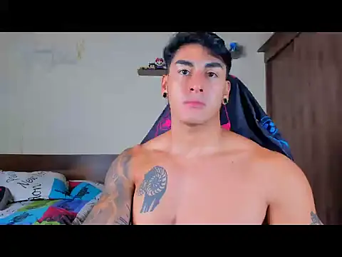 TAYLOR MCLANE1 online show from February 3, 2:55 pm