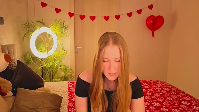 CassieReborn online show from February 25, 3:43 pm