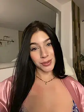  HannahFox  online show from July 2, 3:45 am