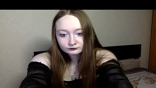 vikipinkk online show from February 10, 8:35 pm