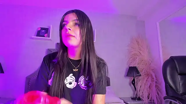 KarelyMitchel online show from February 21, 1:01 pm