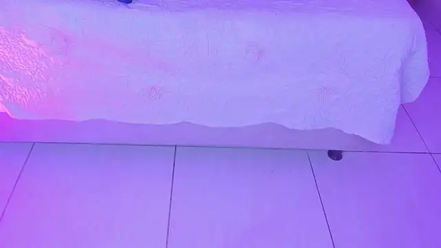 KarelyMitchel online show from April 1, 12:28 pm