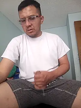 Snapshot of Dante_Blaze chatting on February 5, 7:29 pm Dante Blaze online show from February 5, 7:29 pm