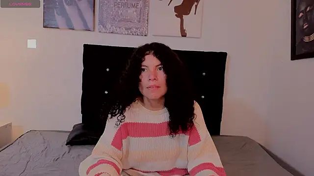 Zoe-yanin online show from March 25, 7:09 pm