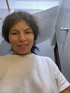 Zoe-yanin online show from April 19, 4:17 pm