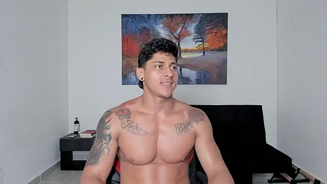 Snapshot of ryanwhite3 chatting on February 14, 11:12 pm ryanwhite3 online show from February 14, 11:12 pm