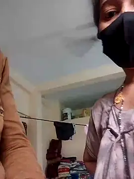 Snapshot of Divyanshi_hott chatting on July 31, 7:41 am Divyanshi hott online show from July 31, 7:41 am