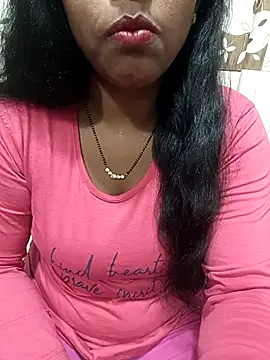 Snapshot of Parul-009 chatting on February 9, 6:50 am Parul-009 online show from February 9, 6:50 am