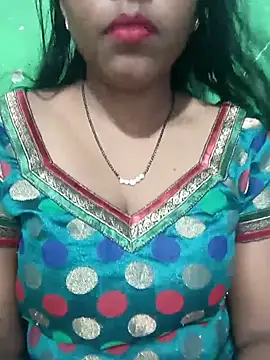 Snapshot of Parul-009 chatting on March 7, 5:37 am Parul-009 online show from March 7, 5:37 am