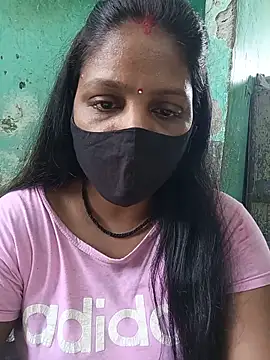 Snapshot of Parul-009 chatting on May 26, 4:41 am Parul-009 online show from May 26, 4:41 am