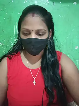 Snapshot of Parul-009 chatting on July 25, 6:44 am Parul-009 online show from July 25, 6:44 am