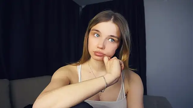 EarthaStinett online show from February 16, 4:36 pm