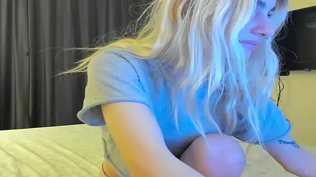 Lesyalisss online show from March 18, 10:13 pm