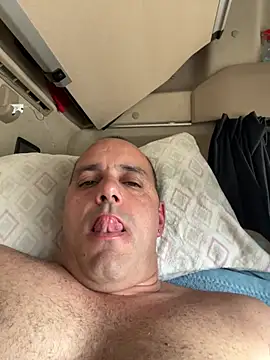 kipsy0 online show from May 6, 4:34 pm