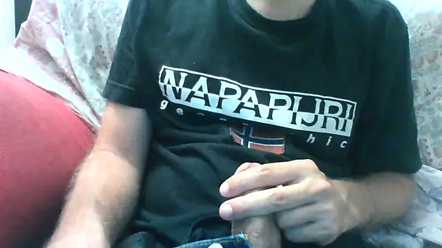 Snapshot of andre_italy chatting on June 9, 9:26 pm andre italy online show from June 9, 9:26 pm