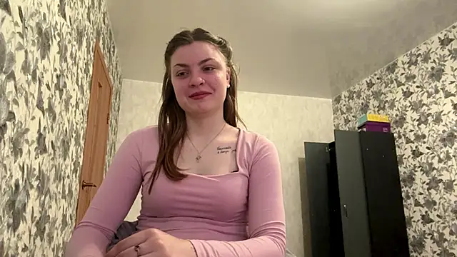 JackiStrum online show from April 17, 9:45 am