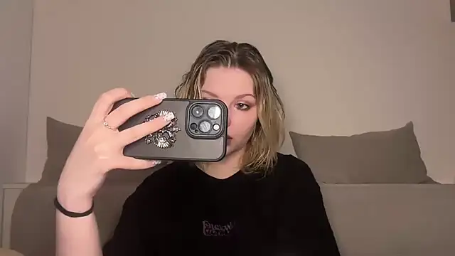 Ophelia Ritz online show from March 20, 12:26 am