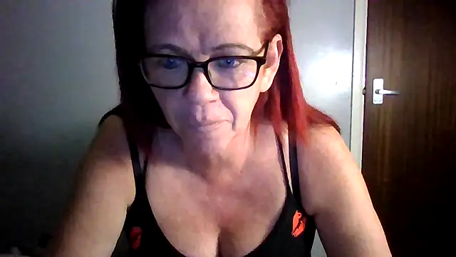 Forbidden-Irish-x online show from April 21, 8:55 pm