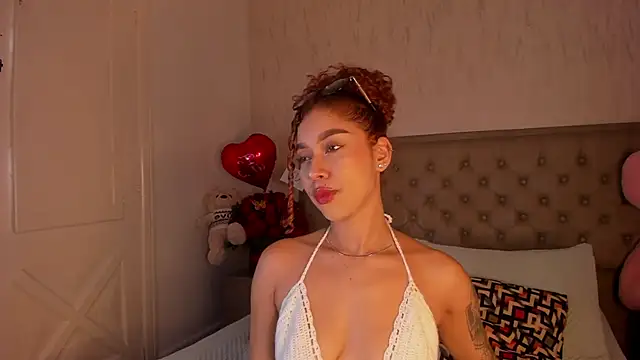 Sienna brunette online show from April 25, 12:08 pm