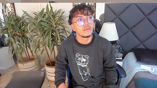 kai storn online show from April 1, 11:22 am