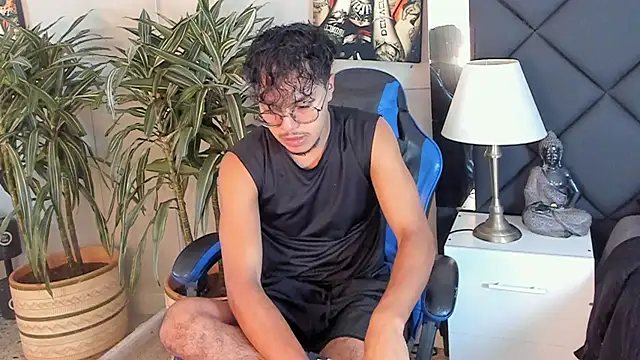 kai storn online show from April 15, 11:17 am