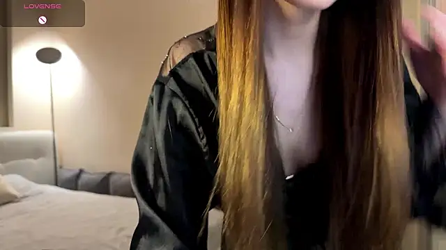 randiburt online show from March 4, 12:33 pm