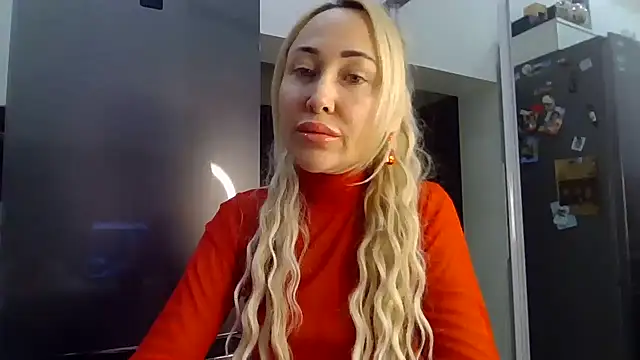 NanaGold2992 online show from February 8, 3:54 am