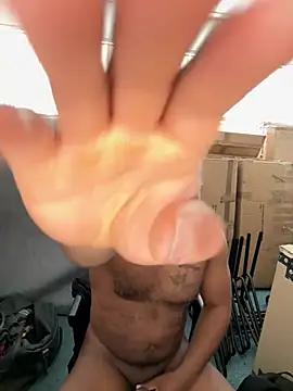 BigCatXLOfficial online show from April 19, 11:53 am