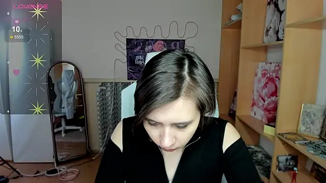 Scarlet Sirenn online show from February 26, 7:51 am