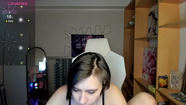 Scarlet Sirenn online show from March 6, 8:44 am