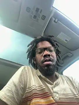 makemestayhard online show from March 28, 4:39 pm