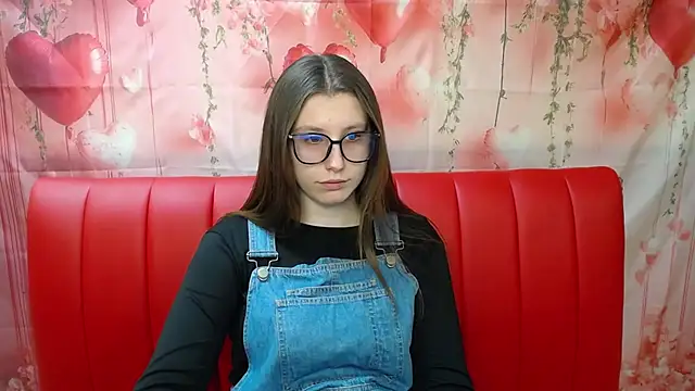 LilianaShine online show from April 23, 5:08 am