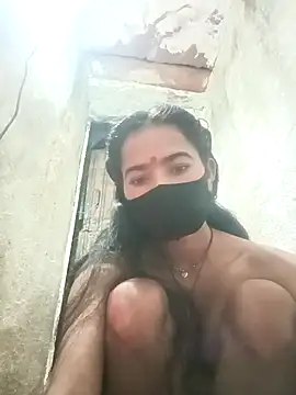 Sunali Bendre online show from February 14, 2:36 pm