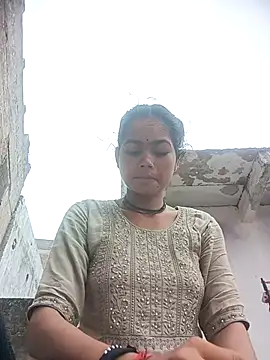 Sunali Bendre online show from July 22, 2:36 am